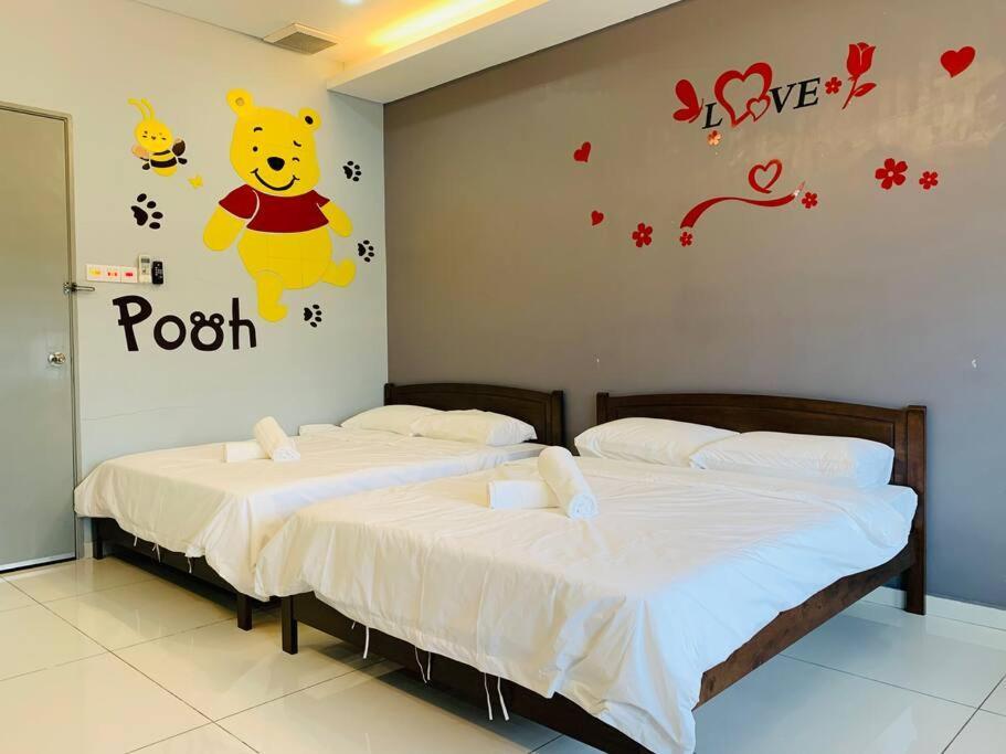 Ks1 Homestay Sky Mirror Double Storey House กัวลาเซอลาโงร์ ภายนอก รูปภาพ
